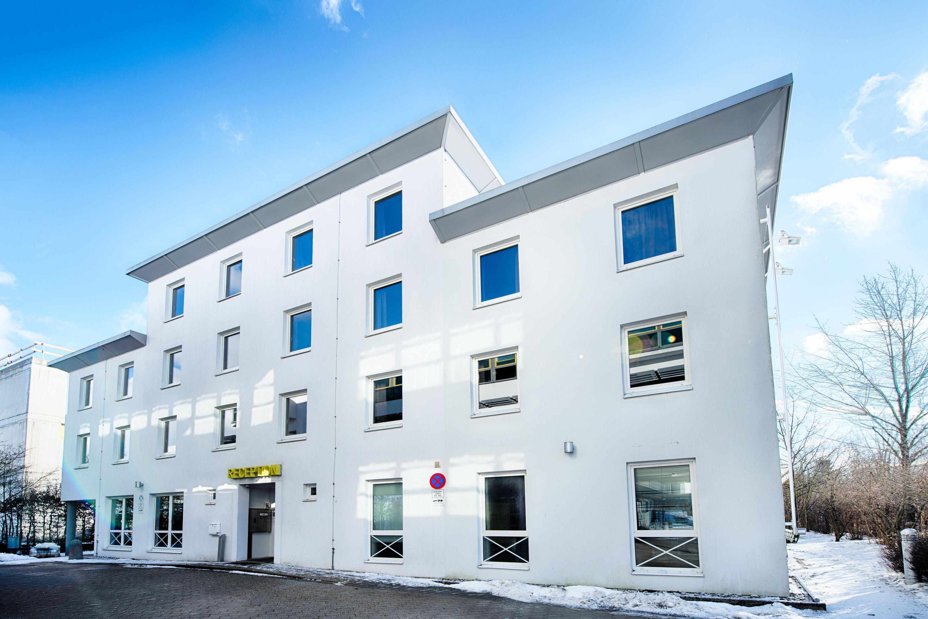 B&B Hotel Muenchen-Putzbrunn Eksteriør bilde